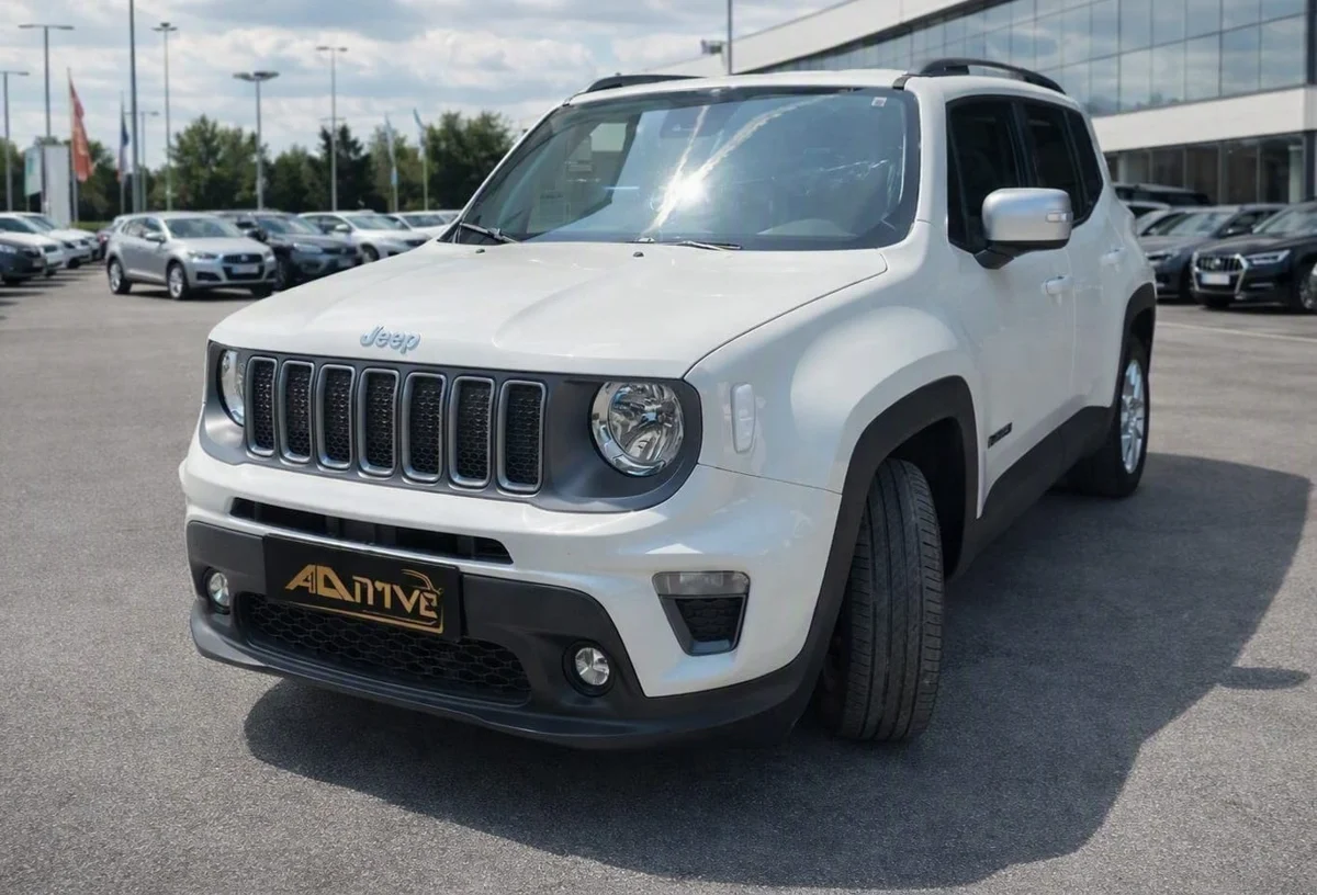 Jeep Renegade — foto 1