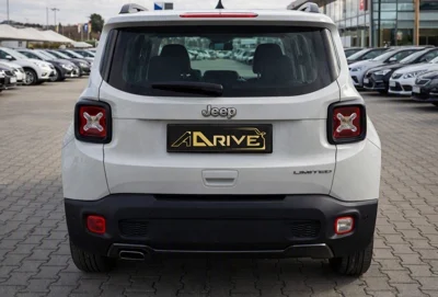 Jeep Renegade — foto 4