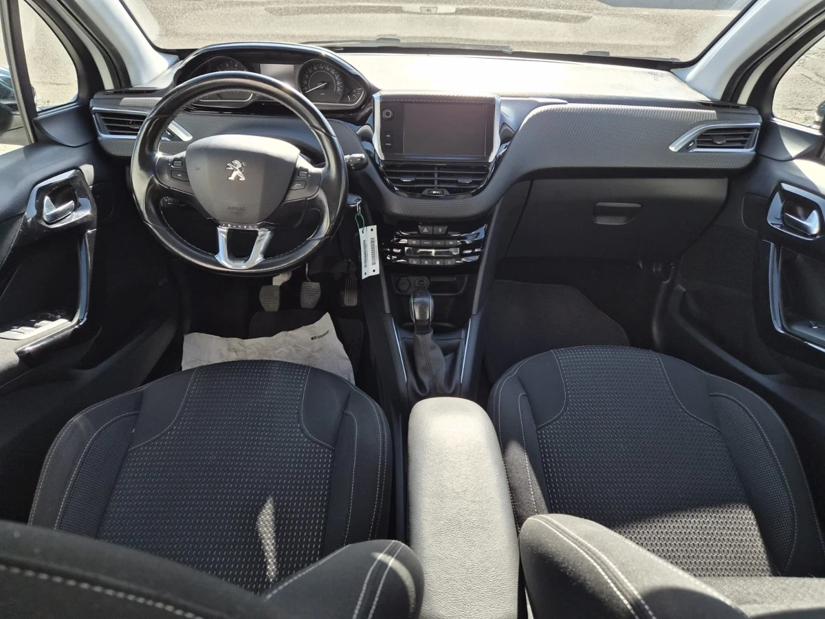 Peugeot 208 – fotografia 7